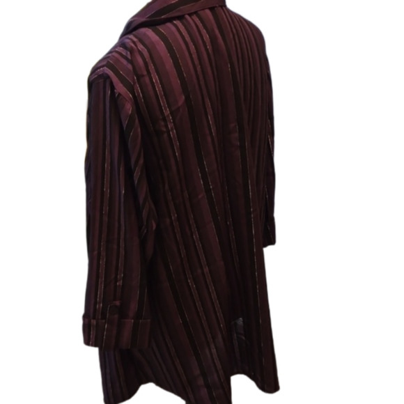 Maggie Barnes 2 in 1 Top Eggplant & Black with Metallic Threading Size 18W - Picture 3 of 9